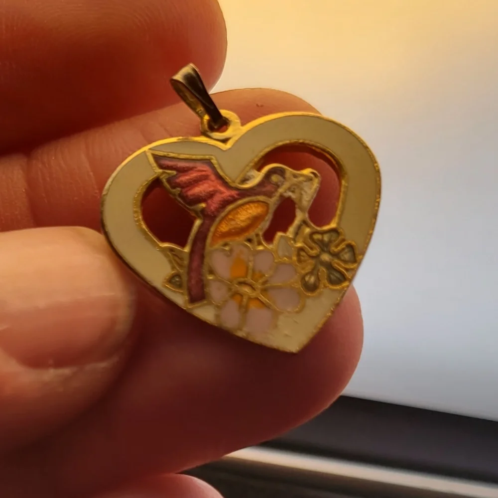 Vintage Heart Pendant with Hummingbird and Flowers - Picture 2 of 3